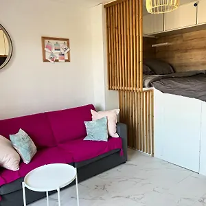 Pour 3 Personnes , Vallauris France